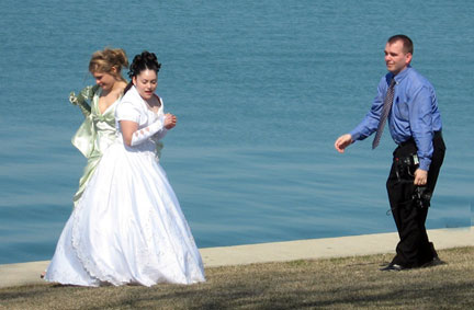 Bridal photographs, Chicago lakefront