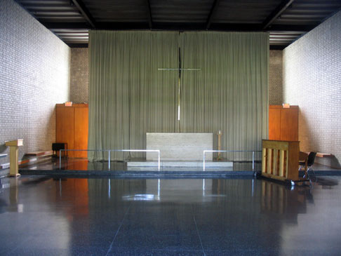 Interior, Carr Chapel, Illinois Institute of Technology, Mies van der Rohe, architect