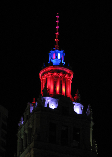 Wrigley Building, Chicago, lighted for Fourth of July, 2008