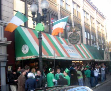 Butch McGuire's on St. Patrick's Day 2007, Division Street, Chicago