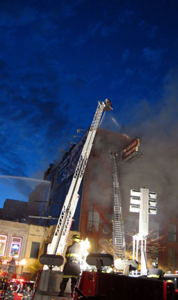 Adler and Sullivan's Wirt Dexter building destroyed by fire